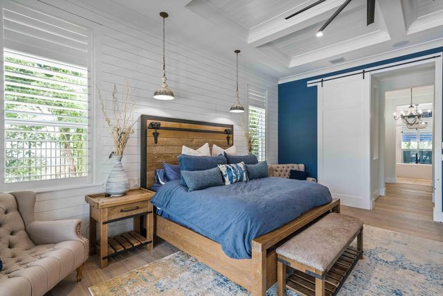 261 Old Jupiter Beach Road, Jupiter, FL 33477