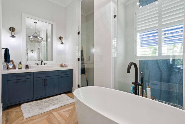 261 Old Jupiter Beach Road, Jupiter, FL 33477
