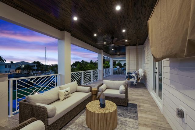 261 Old Jupiter Beach Road, Jupiter, FL 33477