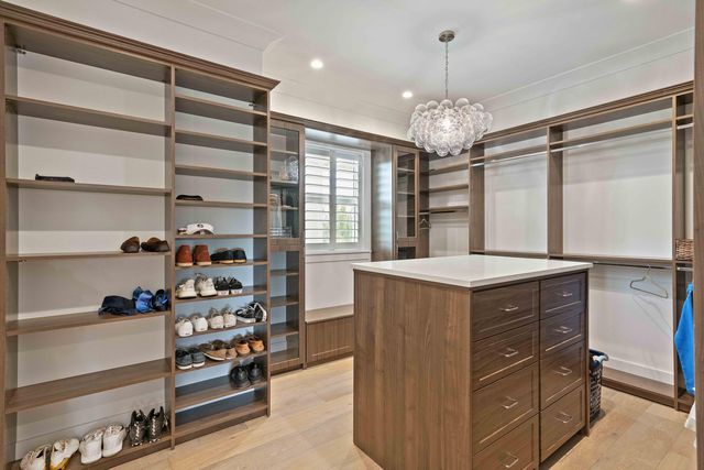 261 Old Jupiter Beach Road, Jupiter, FL 33477