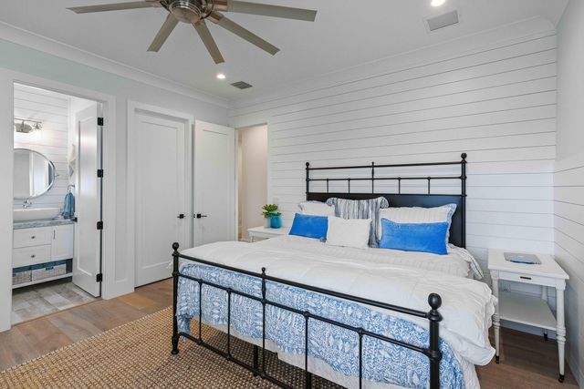 261 Old Jupiter Beach Road, Jupiter, FL 33477