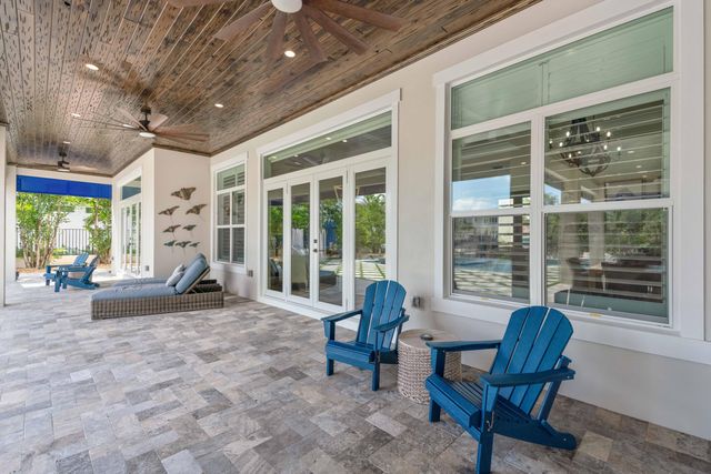 261 Old Jupiter Beach Road, Jupiter, FL 33477