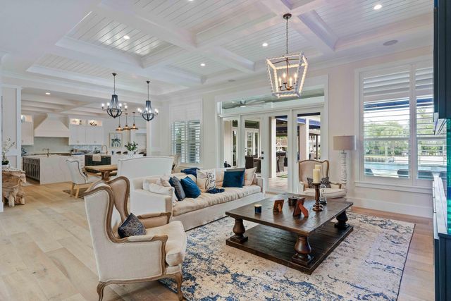 261 Old Jupiter Beach Road, Jupiter, FL 33477