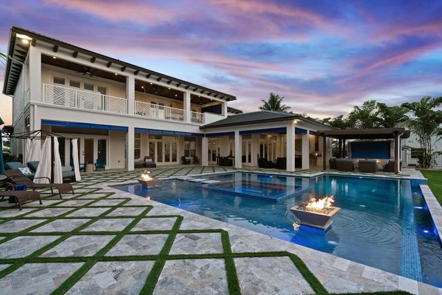 261 Old Jupiter Beach Road, Jupiter, FL 33477