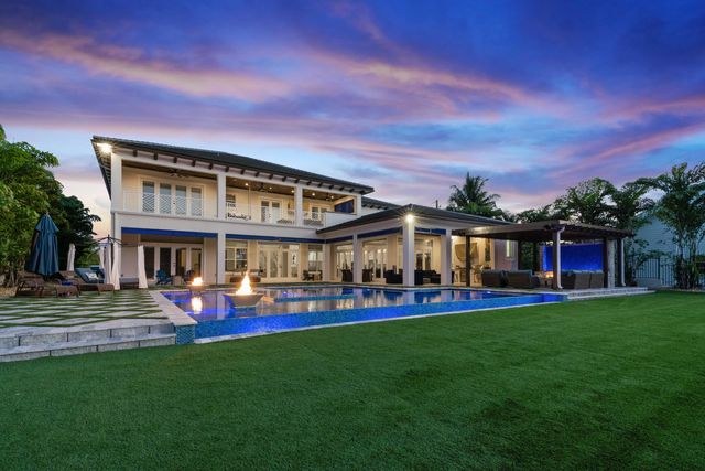 261 Old Jupiter Beach Road, Jupiter, FL 33477