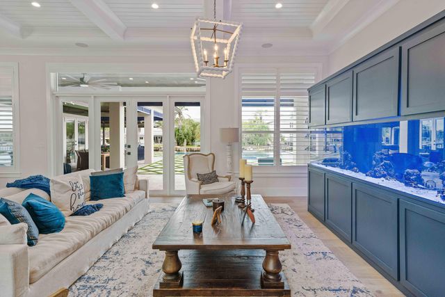 261 Old Jupiter Beach Road, Jupiter, FL 33477