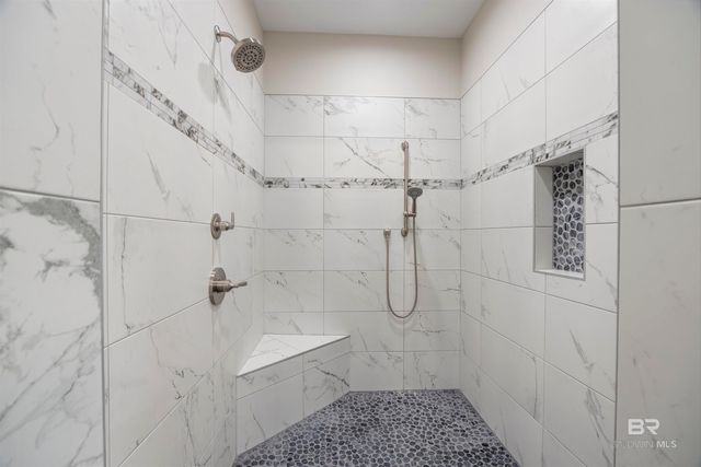 5330 Wolfhead Avenue, Orange Beach, AL 36561