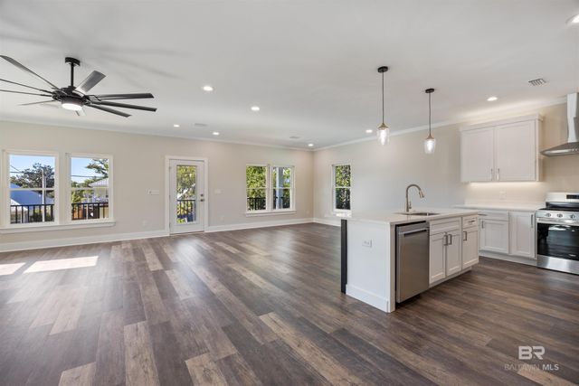 5330 Wolfhead Avenue, Orange Beach, AL 36561