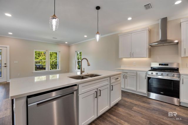 5330 Wolfhead Avenue, Orange Beach, AL 36561