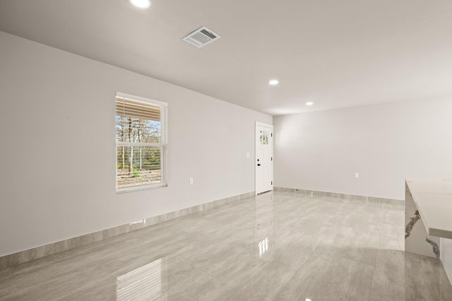 183 Mimosa RD, Dale, TX 78616