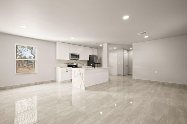 183 Mimosa RD, Dale, TX 78616