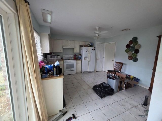 1326 Ashwood Drive, Sugar Land, TX 77498