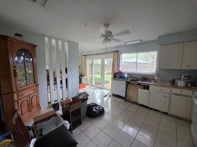 1326 Ashwood Drive, Sugar Land, TX 77498