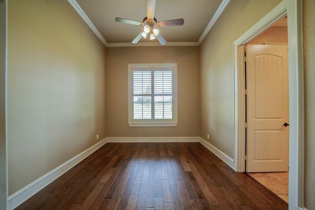 200 Weldon Ln, Longview, TX 75605