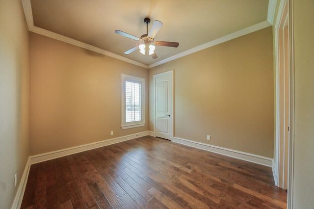 200 Weldon Ln, Longview, TX 75605