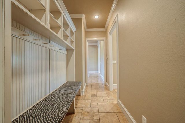 200 Weldon Ln, Longview, TX 75605