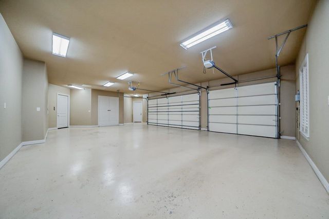 200 Weldon Ln, Longview, TX 75605