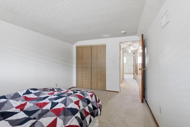 8015 Center Pkwy, Sacramento, CA 95823