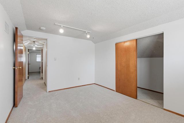 8015 Center Pkwy, Sacramento, CA 95823