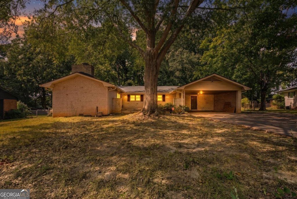 8055 Crown Way, Jonesboro, GA 30238 — exterior