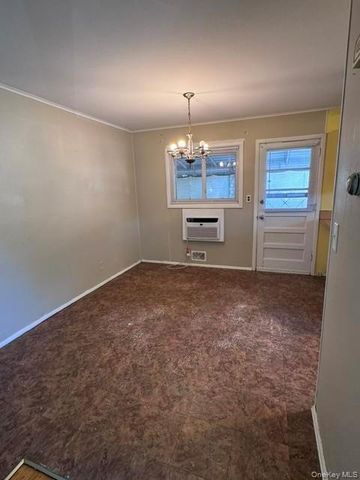 11 Foley Place, Huntington Station, NY 11746