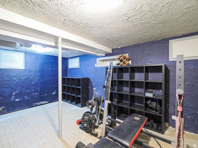 536 E REDONDO AVE, Salt Lake City, UT 84105