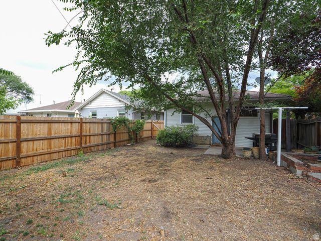 536 E REDONDO AVE, Salt Lake City, UT 84105