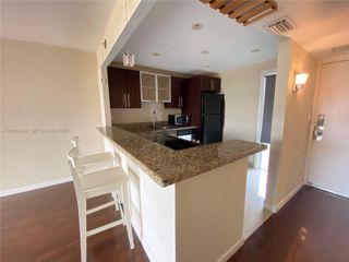3401 N Country Club Dr 504, Aventura, FL 33180