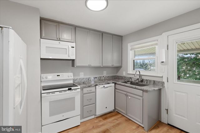 141 LAKIN AVE, Boonsboro, MD 21713