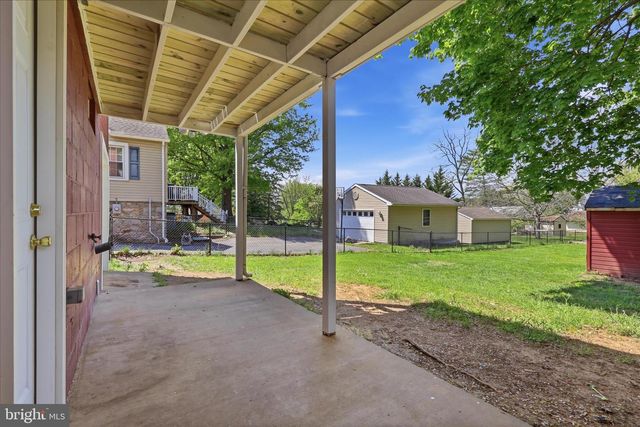 141 LAKIN AVE, Boonsboro, MD 21713
