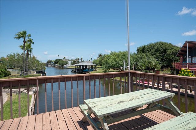 3313 Laguna Shores, Corpus Christi, TX 78418