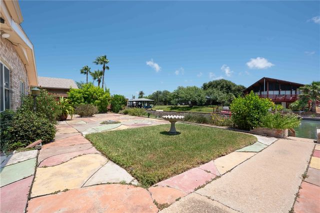 3313 Laguna Shores, Corpus Christi, TX 78418