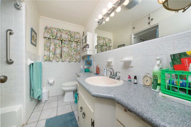 3313 Laguna Shores, Corpus Christi, TX 78418