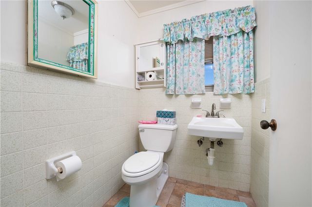 3313 Laguna Shores, Corpus Christi, TX 78418