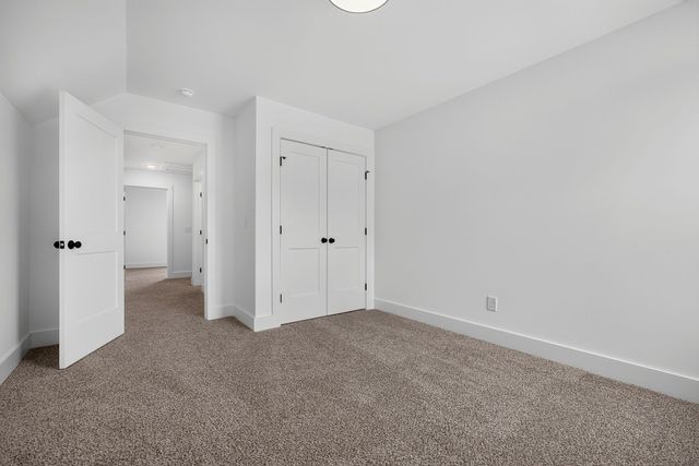 165 Cripps Ln, Smithville, TN 37166