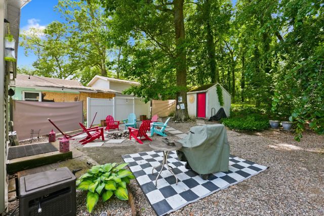 3020 W Sycamore Beach Road, Angola, IN 46703