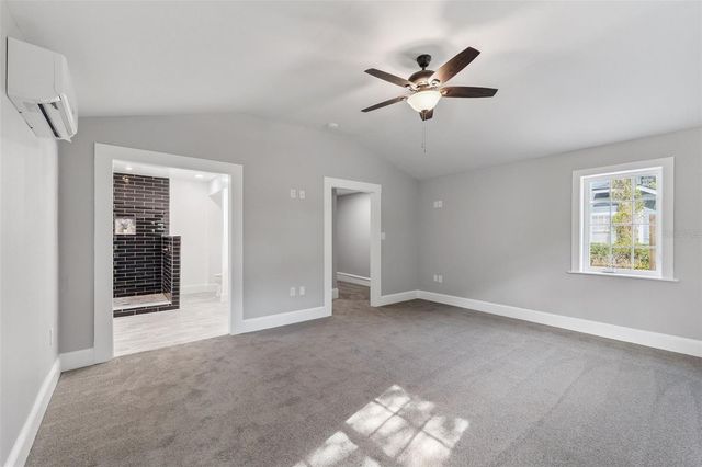 431 N SANS SOUCI AVENUE, Deland, FL 32720