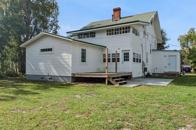 431 N SANS SOUCI AVENUE, Deland, FL 32720