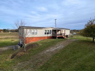 11397 Farrand Road, Otisville, MI 48463