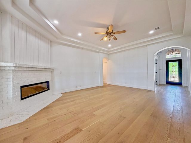 2808 Douglas CV, Lago Vista, TX 78645