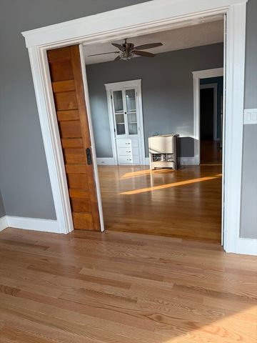 29 Boardman St 2, Worcester, MA 01606