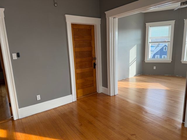 29 Boardman St 2, Worcester, MA 01606