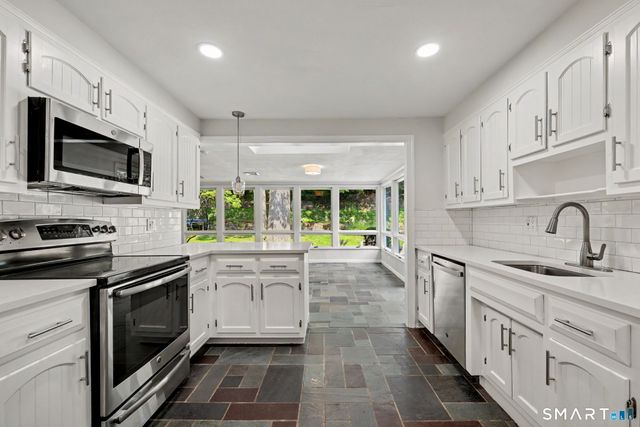 26 Revere Road, Greenwich, CT 06878