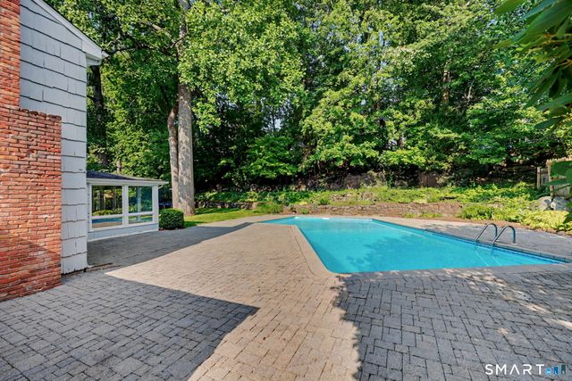 26 Revere Road, Greenwich, CT 06878