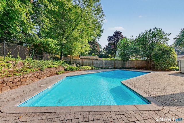 26 Revere Road, Greenwich, CT 06878
