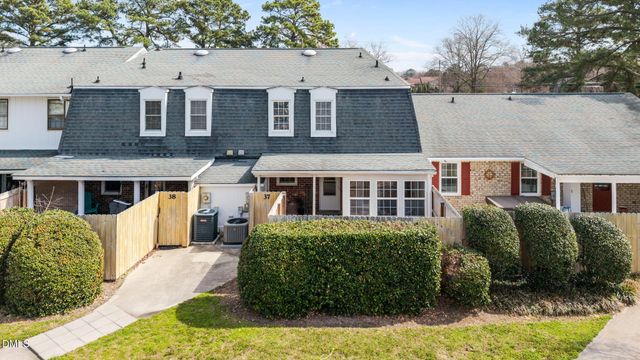 37 Barnes Street, Greenville, NC 27858