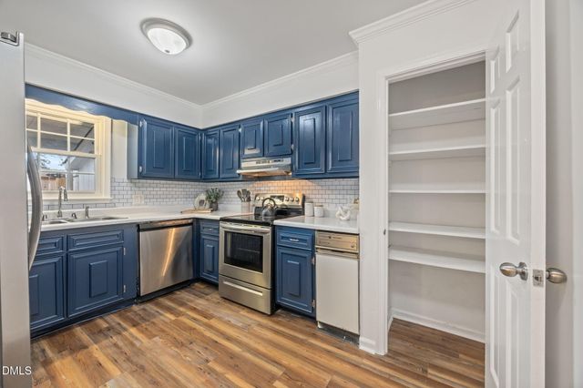 37 Barnes Street, Greenville, NC 27858