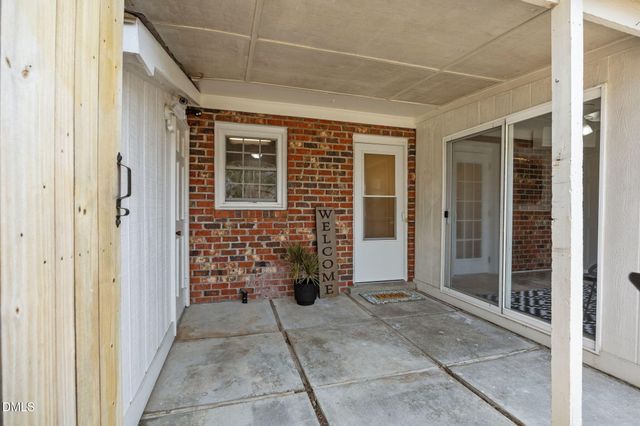 37 Barnes Street, Greenville, NC 27858