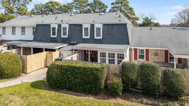 37 Barnes Street, Greenville, NC 27858