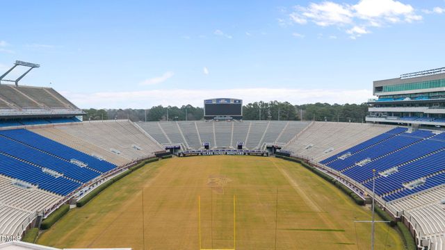 37 Barnes Street, Greenville, NC 27858